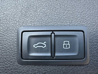 Audi A4 allroad 2.0TDI 120kw/4x4/webasto/tažné/kamera/panora - 13