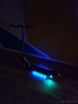 Dětská elektrická koloběžka Ninebot Segway - 13