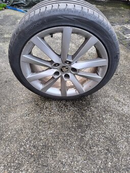 Škoda Octavia 2.0TDI 110KW 2016 STYLE + - 13