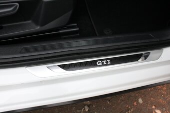 Volkswagen Polo GTi 147kW DSG, 1 Majitel, Servisní kniha - 13