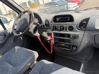 Mercedes Sprinter 2.2 CDI 95 KW 6 míst - 13