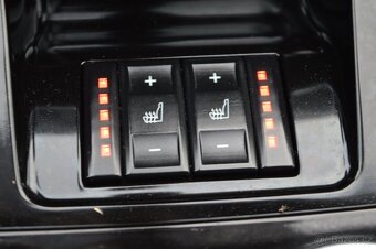 Ford S-Max 2.0TDCI,manuál, kůže ,výhřev,panorama ,bez koroze - 13