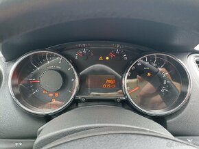Peugeot 5008 1.6i 88kw 2014 - 13