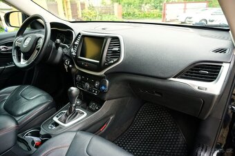 JEEP CHEROKEE TRAILHAWK 3,2 V6 200KW 2015 CZ - 13