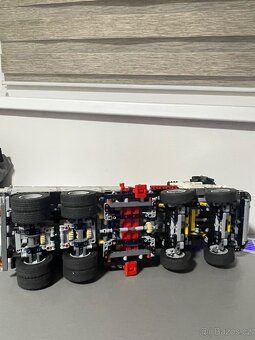 Lego TECHNIC 42043 Mercedes-Benz Arocs 3245 - 13