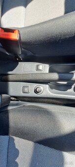 Śkoda Fabia 2 1.2 originál 74ts.km - 13
