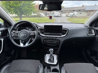 Kia XCeed - 13