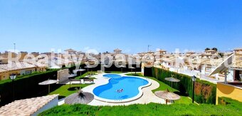 Prodej prostorného domu 3kk s střešní terasou ORIHUELA COSTA - 13