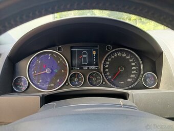 VW Touareg 3.0 TDI V6 165kW 2006 BKS automat - 13