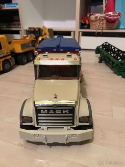 Sbírka Bruder autíček. - 13