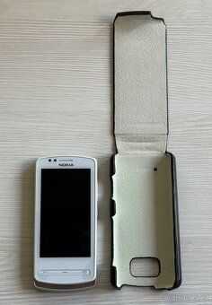 NOKIA 700 Silver/White - 13