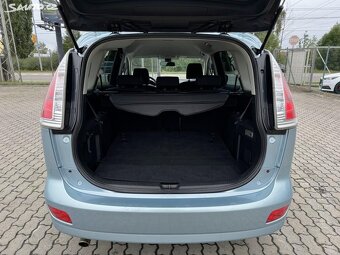 Mazda 5 - 13