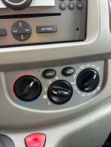 Opel Vivaro, Prodloužená verze +PRODANO+ 6 míst, Klimatizace - 13