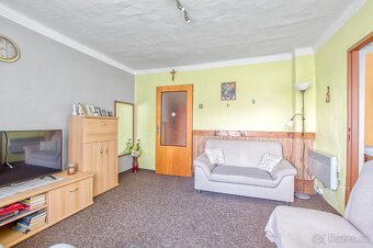 Prodej rodinného domu k rekonstrukci Lučina - 13