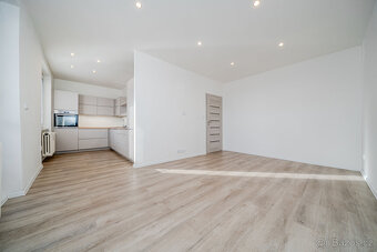 Pronájem, byt 2+kk, 54 m, Spartakovců 1151/6, Ostrava - Poru - 13