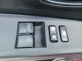 Toyota Yaris 1.0VVT-i  Klima, 5Dv. Nové v ČR - 13
