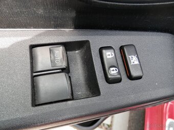 Toyota Yaris 1.0VVT-i  Klima, 5Dv. Nové v ČR - 13