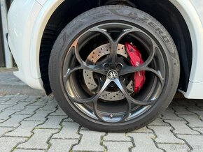 Alfa Romeo Stelvio Quadrifoglio 375kW 2.9 Bi-Turbo - 13