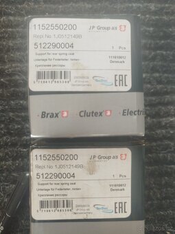 Nové filtry apod.Úklid garáže různé díly na auta - 13