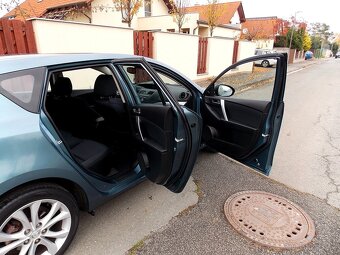 2011 Benzínová Mazda 3 1,6 77kW ACTIVE PLUS 1. MAJITEL - 13