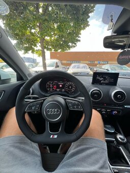 AUDI VOLANT KOZENY PERFOROVANY - 13