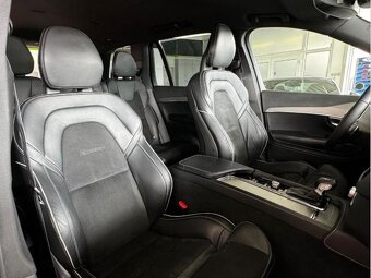 Volvo XC90 II. D5 AWD Power Pulse, R-Design MY18 - 13