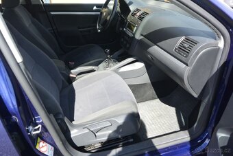 PRODÁM Volkswagen Golf V 1.9TDi - 13