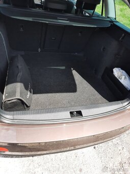 Octavia combi 3  1.4 i  R.V 2017 SERVISKA - 13