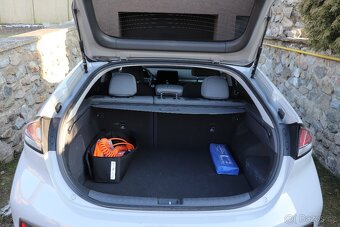 Hyundai IONIQ PHEV Plug-in Hybrid - 13