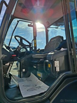 Nakladač Komatsu WA100M-8 - 13