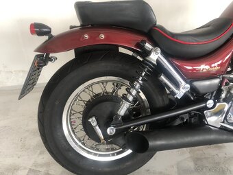 Suzuki VS 750 Intruder - 13