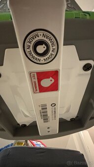 Certifikovaný rostoucí stůl s žídlí - 13