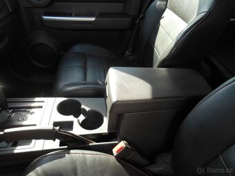 Dodge Nitro 2,8 RT TOP 2008 DÍLY - 13