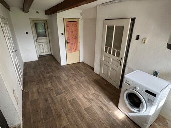 Chalupa, 1000m2 zahrada, studna, nová kuchyň - 13