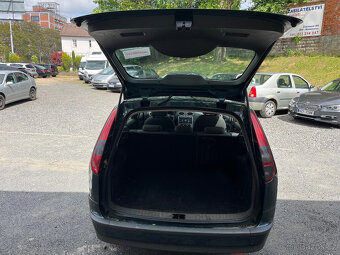 FORD FOCUS  1,8 i  92 Kw  - 13