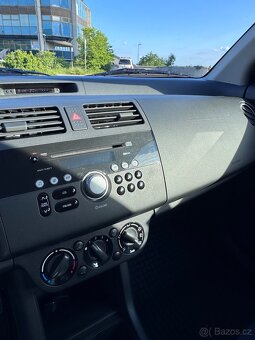 Suzuki Swift 1.3 rv. 2008, najeto 51.000km - 13