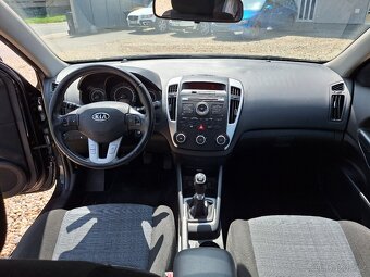 Kia Ceed 1.4i 16V 66KW Klima, S.Kniha + Zimní kola - 13