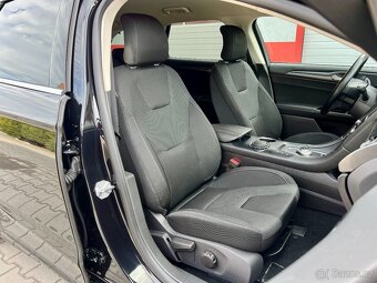 Ford Mondeo 2,0 EcoBlue/ VÝHŘEV / NAVI / AT8 /2021 - 13