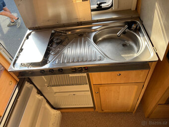 Karavan Knaus Sunshine 495-Palandy, plynový bojler,pojezd - 13