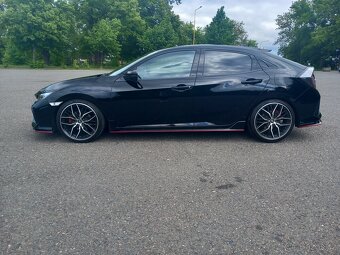 Honda Civic 1.5i VTEC Sport  Plus 134 kW Manuál - 13