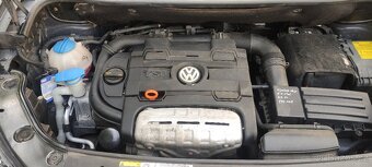 Volkswagen Touran 1.4 TSI, 103 kW, 7 míst, r. v. 2013 - 13