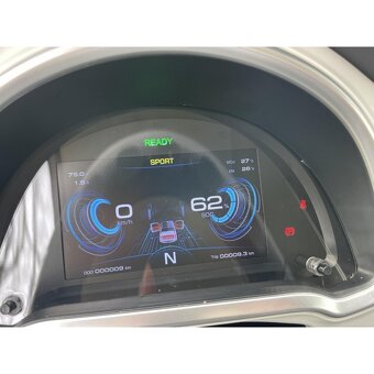 Leramotors E-Car M2, bílá - 13