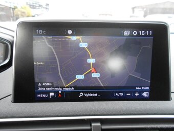 PEUGEOT 5008 1,6 HDi - 13