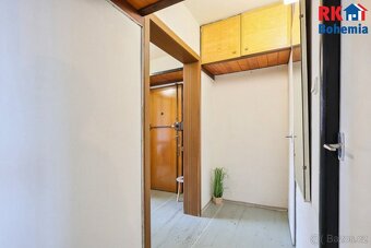 Pronájem bytu 3+1 s lodžií v Praze 8 - Kobylisích, v ulici Š - 13