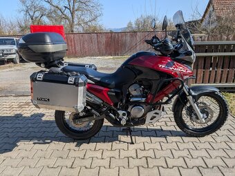 Honda Transalp 700 - 13