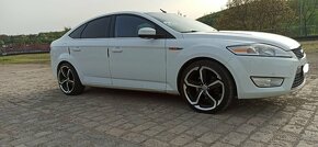 Ford Mondeo 2.5T - 13