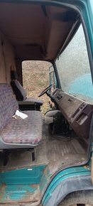 Mercedes Vario - 13