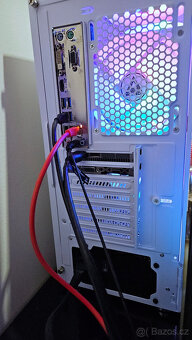 Bílé herní PC Intel Core i5,RX580 8GB,16GB,SSD1TB,WIFI+BT - 13