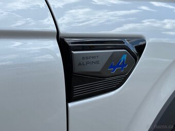 Renault Arkana Esprit Alpine E-Tech 145 - 13