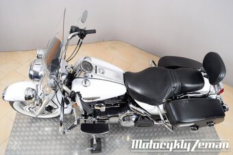 Harley-Davidson FLHRCI Road King Classic 2007 - 13